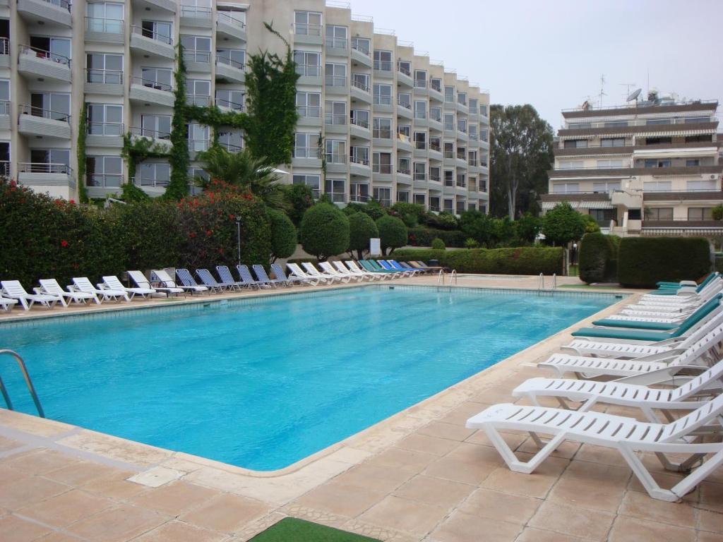 River Beach Apartments Limassol Ruang foto