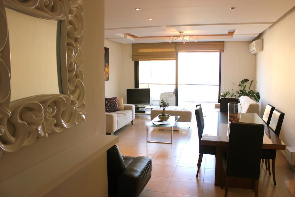 River Beach Apartments Limassol Ruang foto