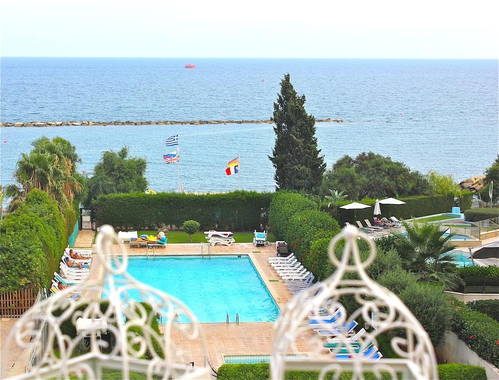River Beach Apartments Limassol Ruang foto