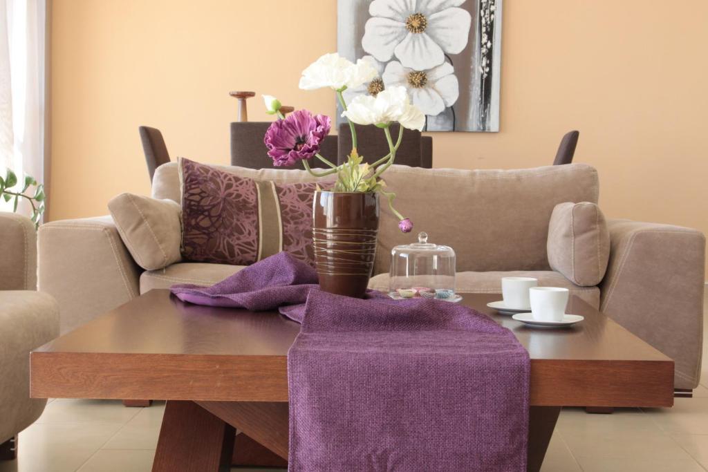 River Beach Apartments Limassol Bagian luar foto