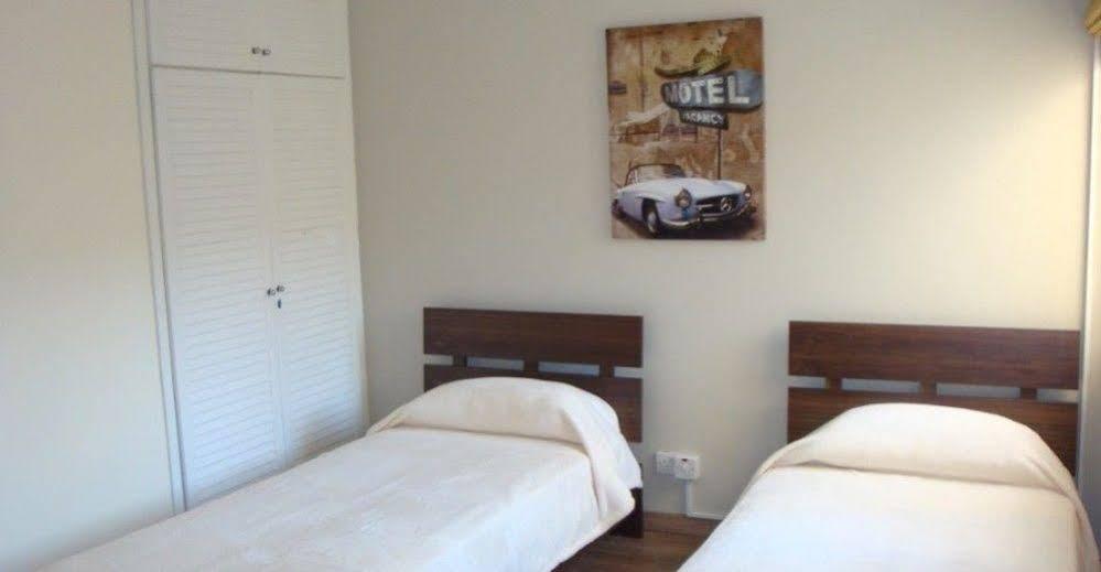 River Beach Apartments Limassol Bagian luar foto